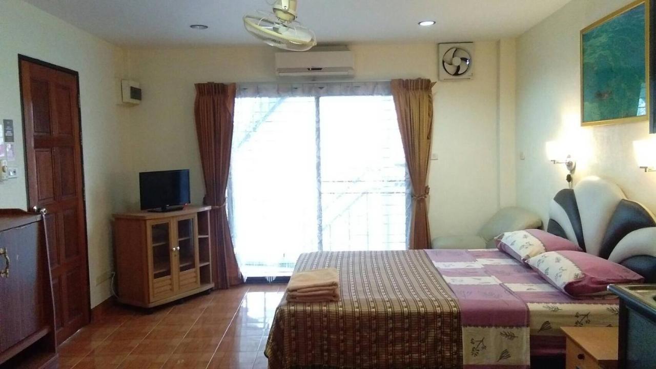 Nightstar Hostel Pattaya ภายนอก รูปภาพ